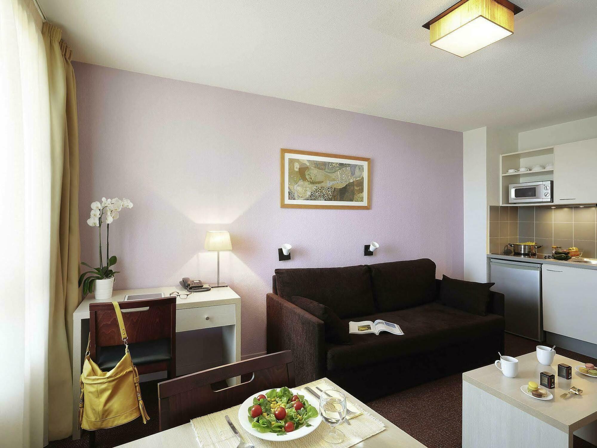 อดาจิโอ แอคเซส อาวิยง อพาร์ตโฮเต็ล Aparthotel อาวีญง ภายนอก รูปภาพ